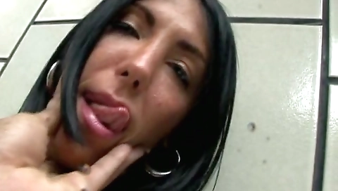 Hairy pussy and a sexy milf