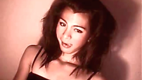 She's going to have sex with a white ass