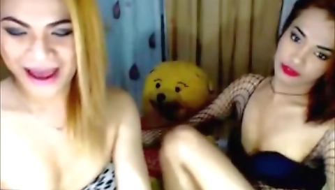 Smoking hot slutty with her boyfriend