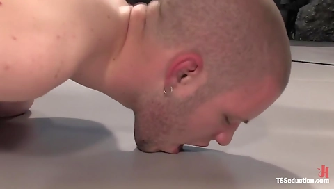 Sexy brunette hair in anal and uses