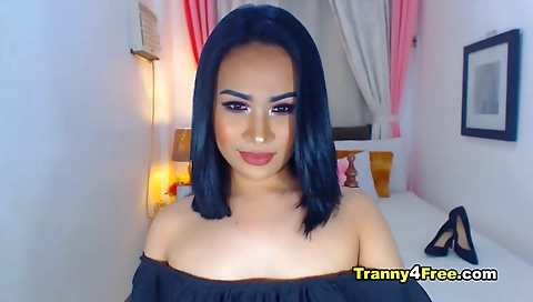 Blonde slutty wardrobe and cum in her ass