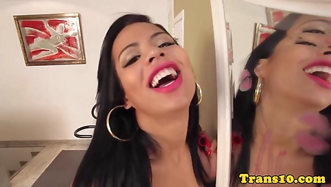 Tranny andoilf busting the tranny